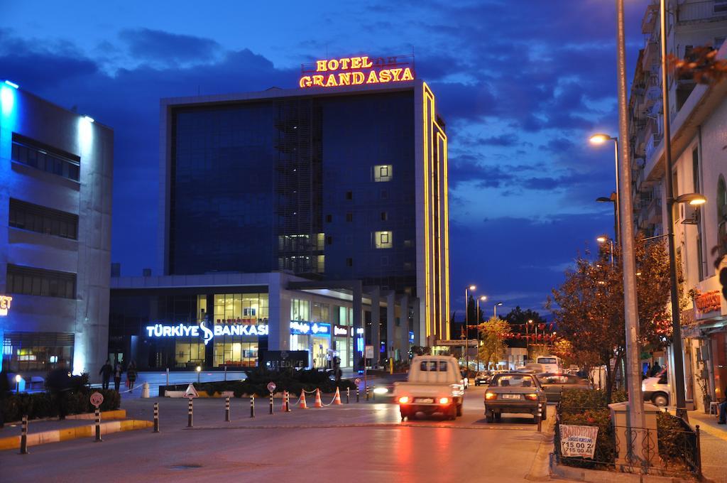 Grand Asya Hotel Bandırma Exteriör bild