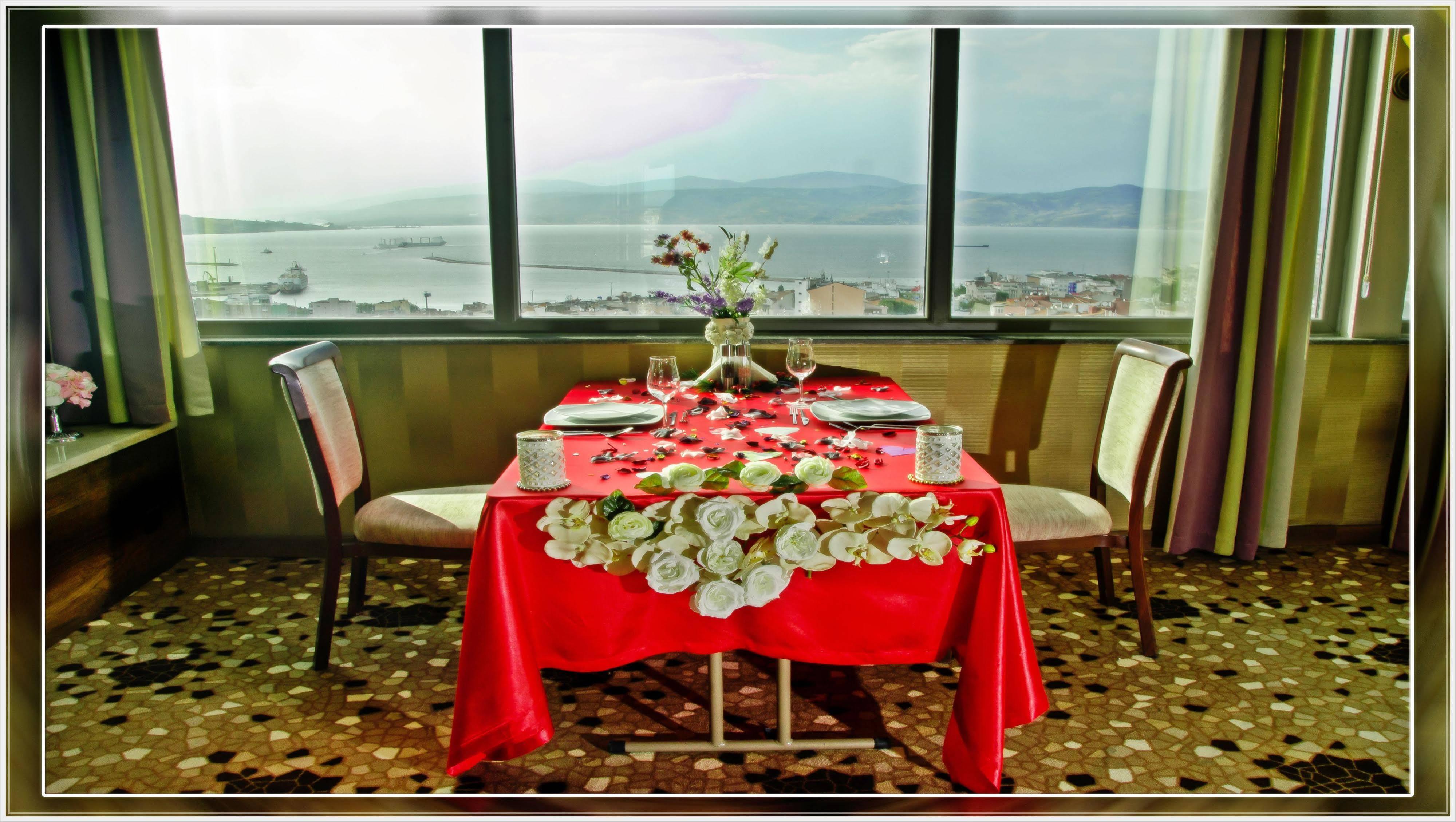 Grand Asya Hotel Bandırma Exteriör bild