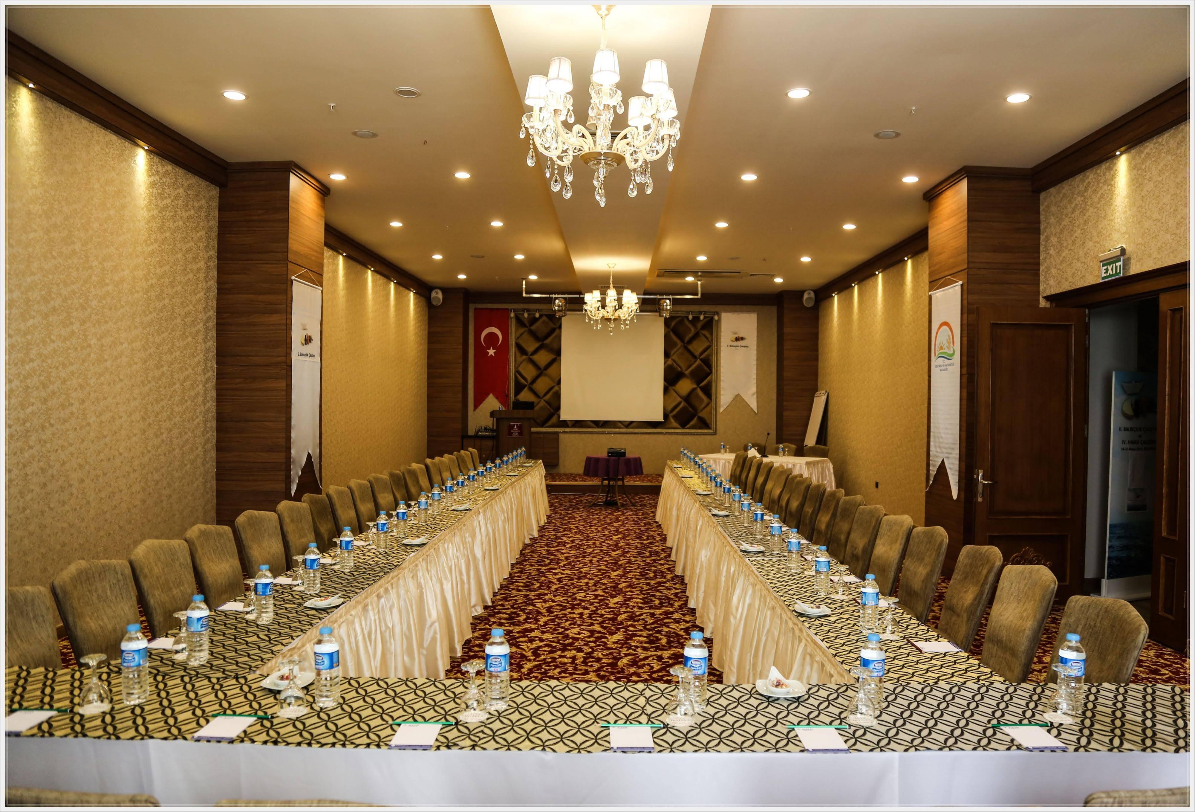 Grand Asya Hotel Bandırma Exteriör bild